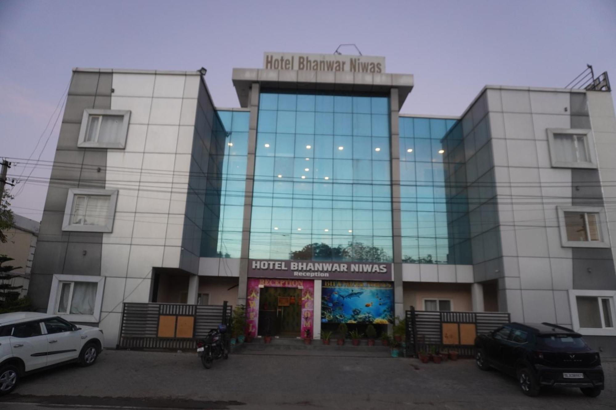 Hotel Bhanwar Niwas Divisione di Divisione di Jaipur Esterno foto